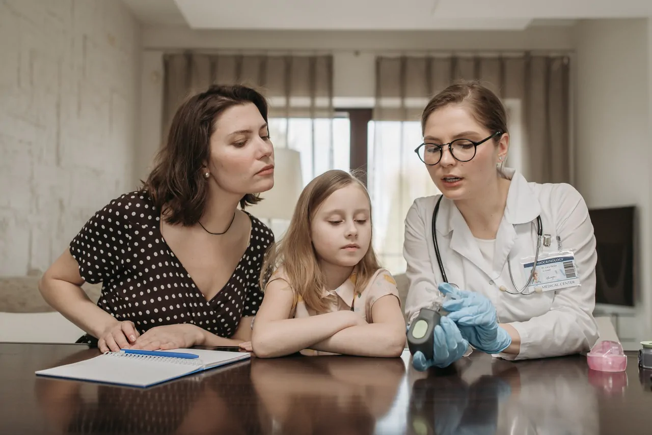 O Papel da Medicina na Prevenção e Tratamento do Diabetes Tipo 2. O diabetes tipo 2 é uma condição crônica que afeta milhões de pessoas em todo o mundo. É causado pela falta de insulina ou pela incapacidade do corpo de usar corretamente a insulina produzida. Felizmente, a medicina tem um papel importante na prevenção e tratamento desta doença.
