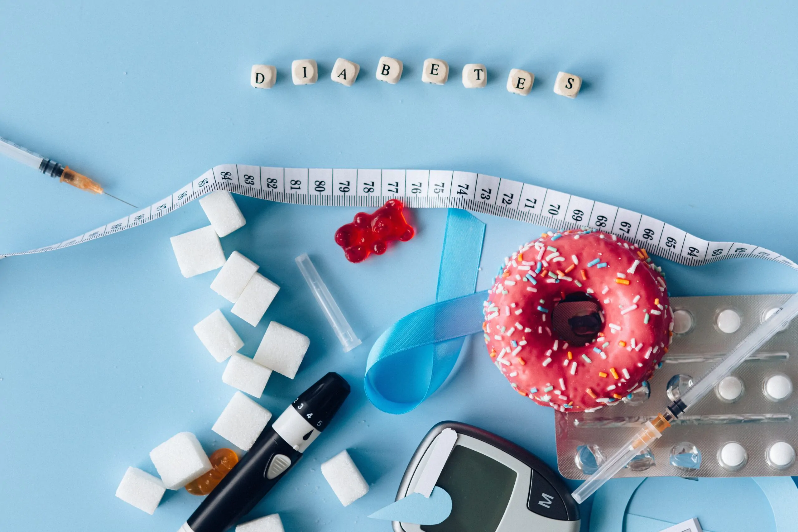 Conheça os principais sintomas da diabetes tipo 2 e saiba identificá-los. Descubra como prevenir complicações e controlar a glicemia com tratamento adequado. Os principais sintomas da diabetes tipo 2 que você precisa conhecer.