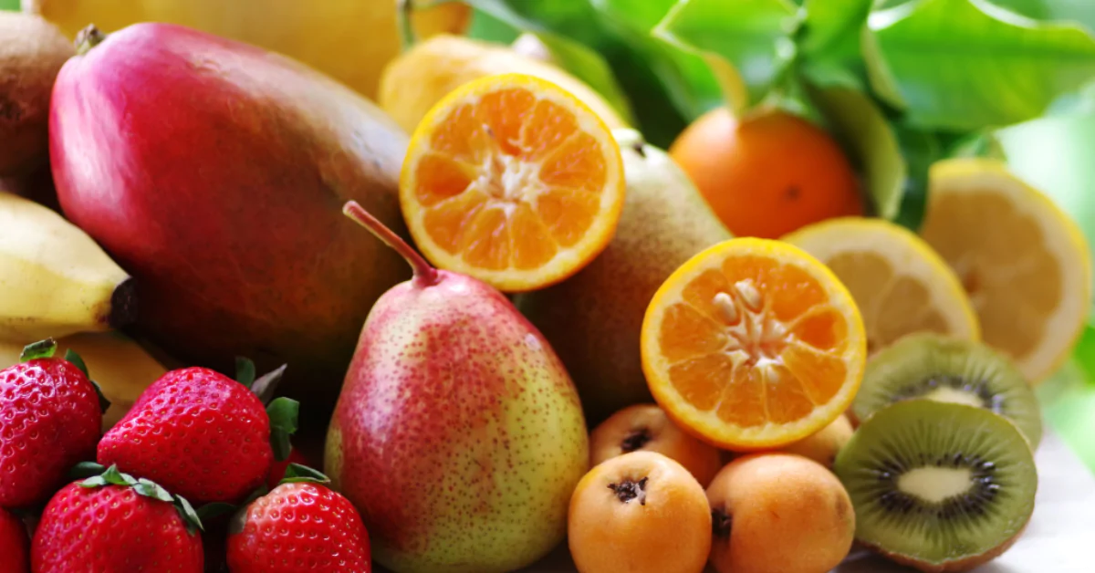 9 frutas que você deve comer se for diabético. A alimentação é vital no controle da diabetes, e este artigo explora 9 frutas que você deve comer se for diabético, além de outros alimentos adequados e não adequados. Fornece orientação prática e links para recursos detalhados.